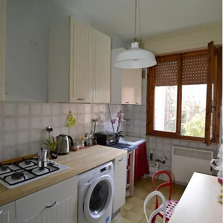 Apartment Three Colors Pisa